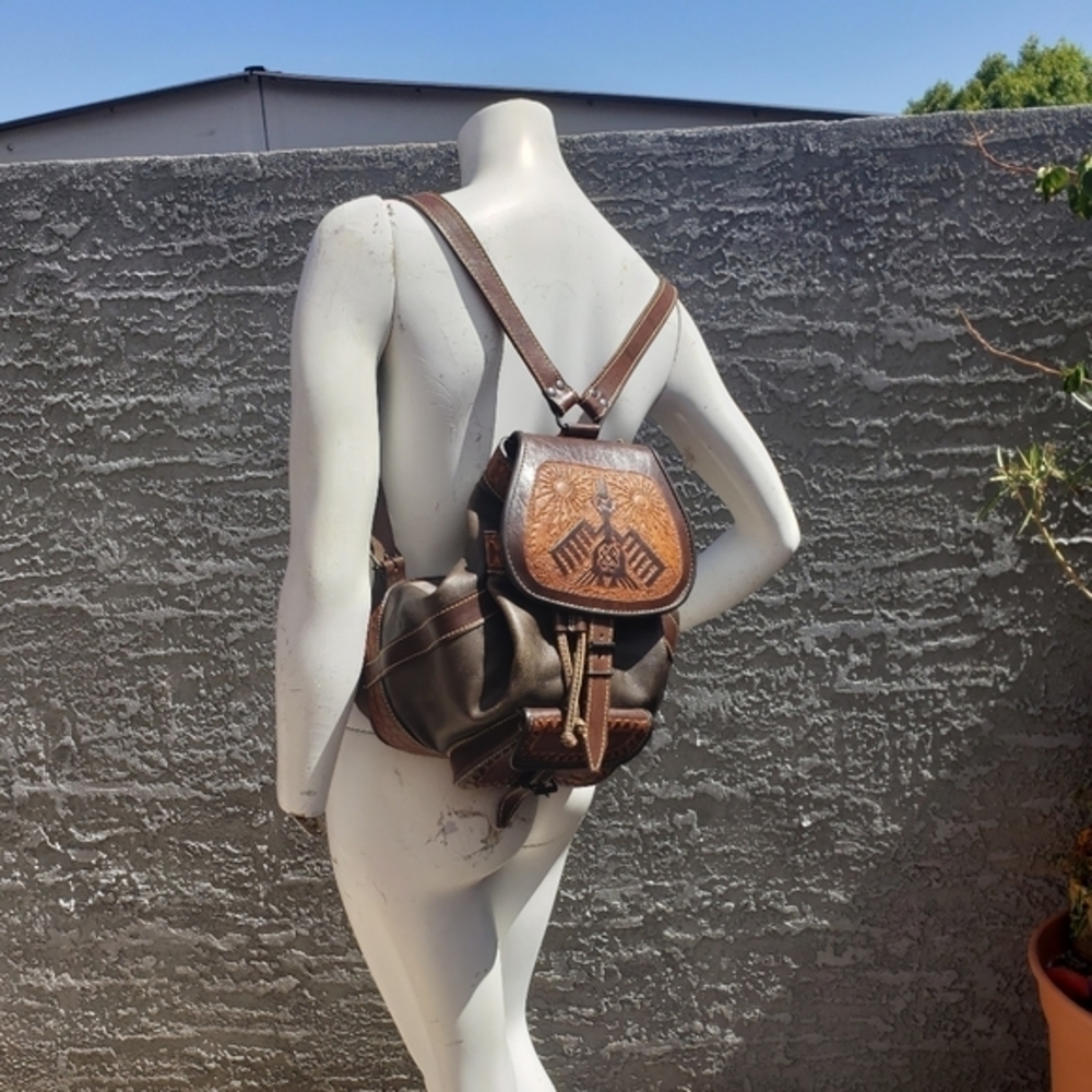CUSTOM MADE‎ LEATHER AZTEC BACKPACK - Picture 3 of 4